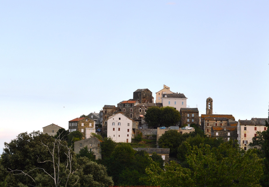 body painting de tornade, personnage marvel et comics faisant partie des x men. Bodypainting super heros realise pour un defile de marvel