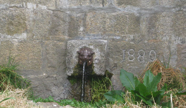 body painting de tornade, personnage marvel et comics faisant partie des x men. Bodypainting super heros realise pour un defile de marvel