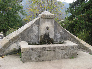 body painting de tornade, personnage marvel et comics faisant partie des x men. Bodypainting super heros realise pour un defile de marvel