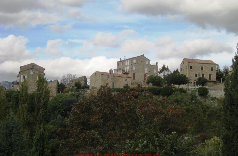 body painting de tornade, personnage marvel et comics faisant partie des x men. Bodypainting super heros realise pour un defile de marvel